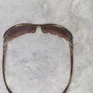 Elle | Accessories | Elle Light Brown Sunnies | Poshmark display picture 3